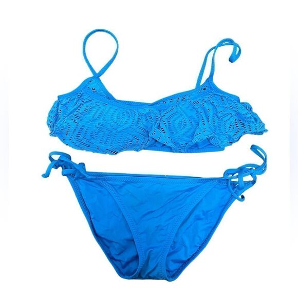 BECCA Virtue Blue Lace crochet Flounce Swimsuit Bikini, Medium - Picture 1 of 3